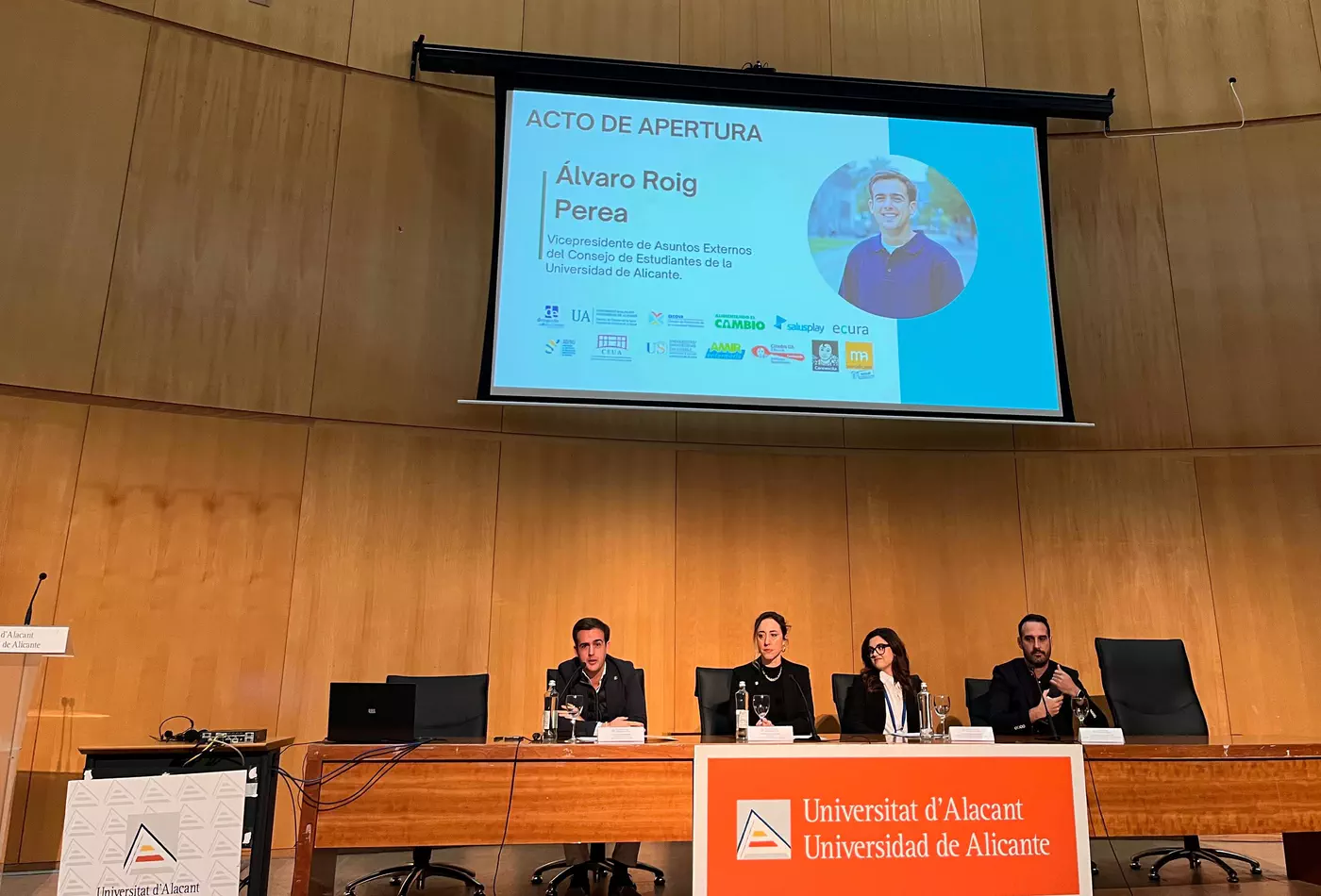 Colaboración con las delegaciones